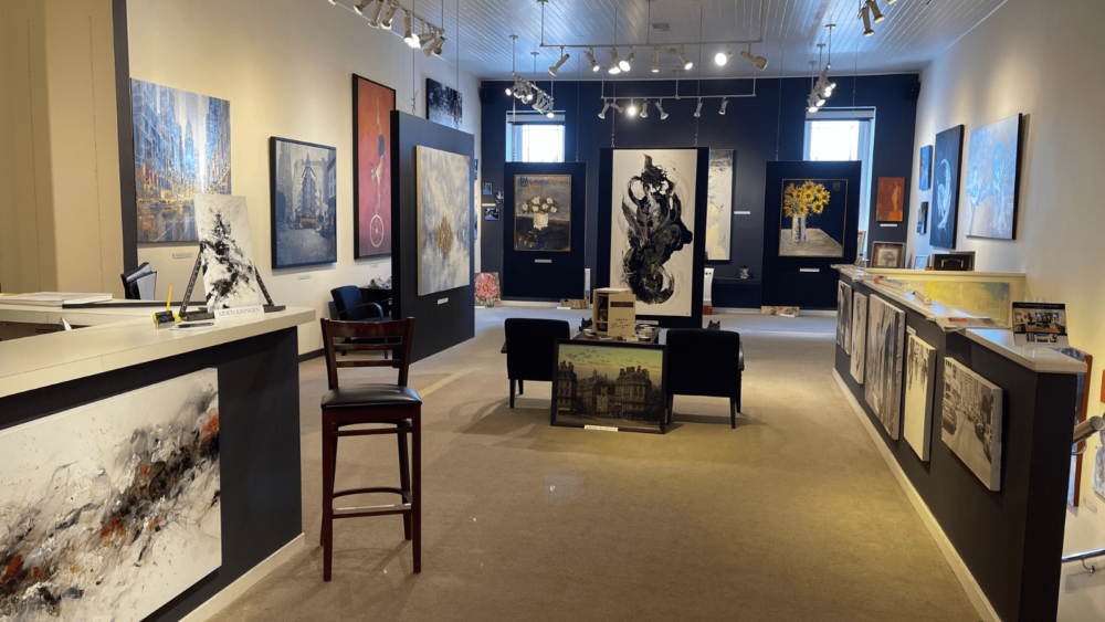 15952Christopher Hill Gallery