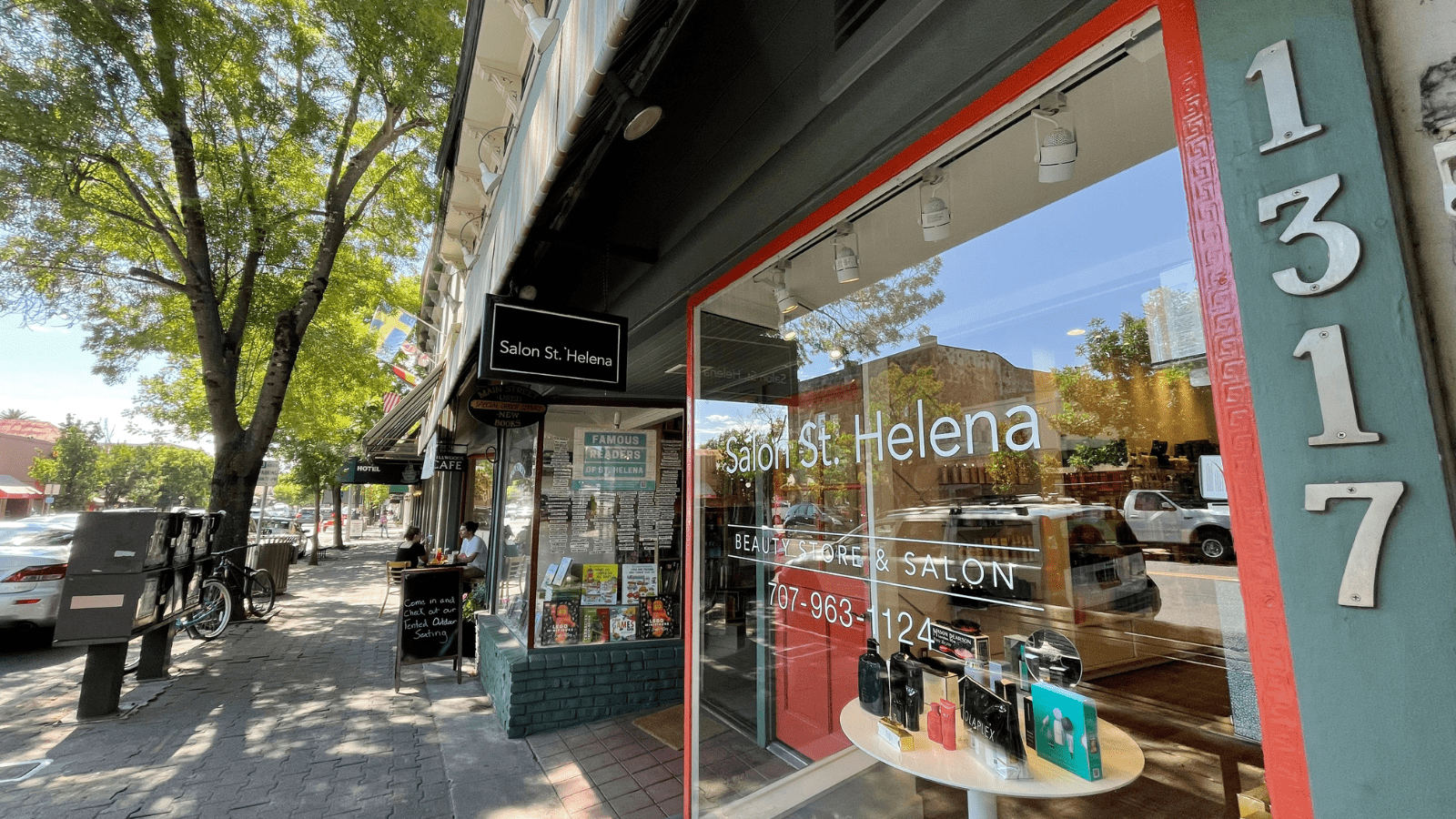 Salon St. Helena