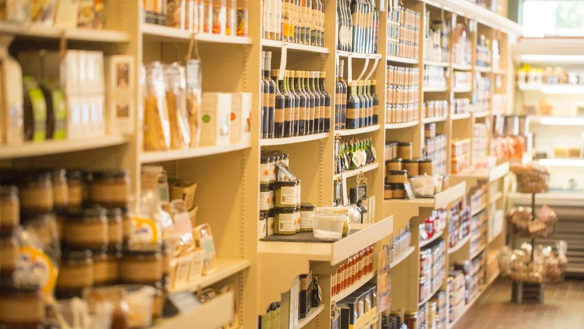 Organic products on grocery store shelves