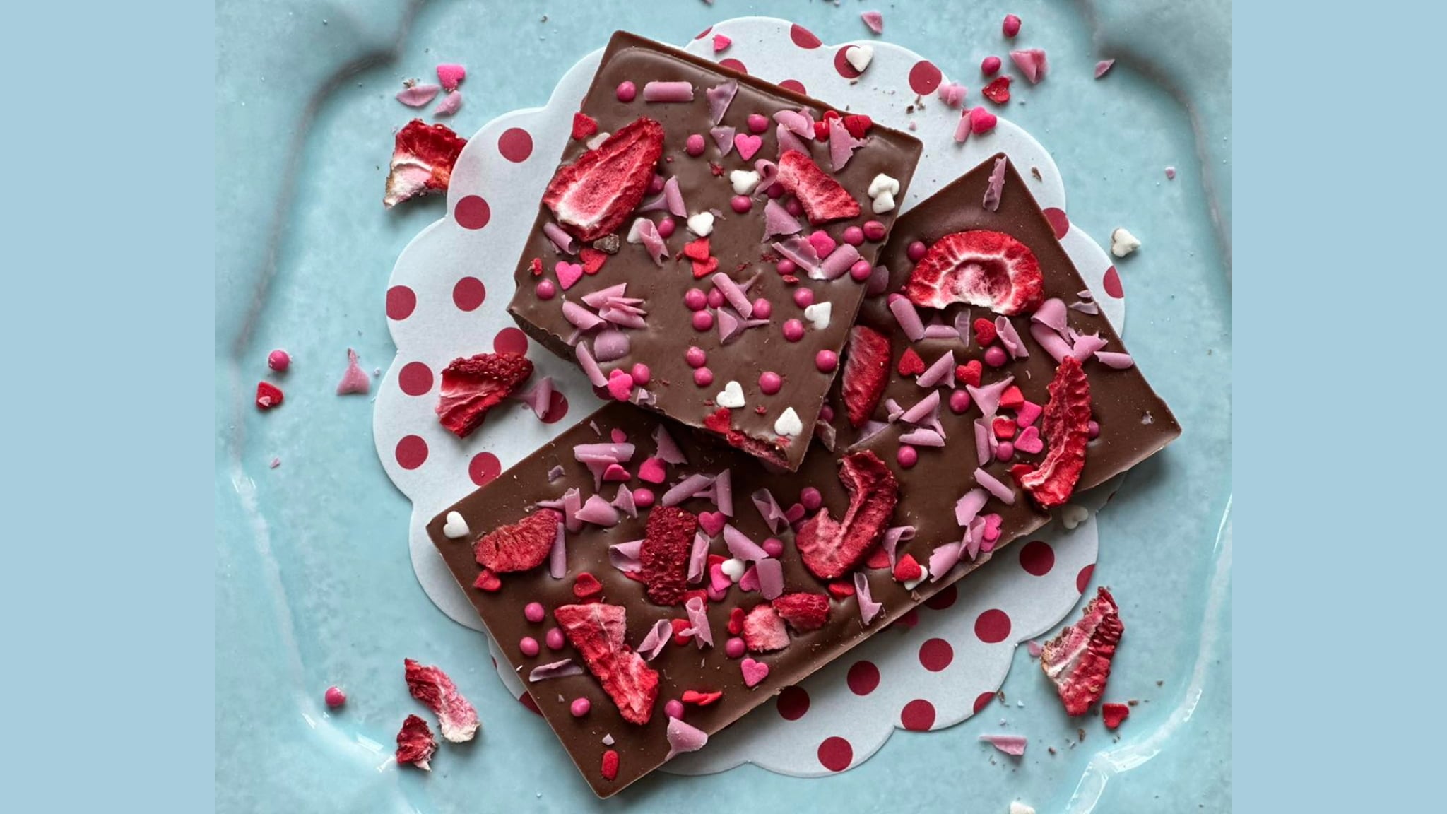 Chocolate bark with strawberries and heart sprinkles